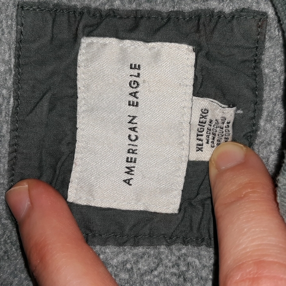 American Eagle Relaxed/Distressed Crew Neck Sweatshirt 2021 - Picture 3 of 14